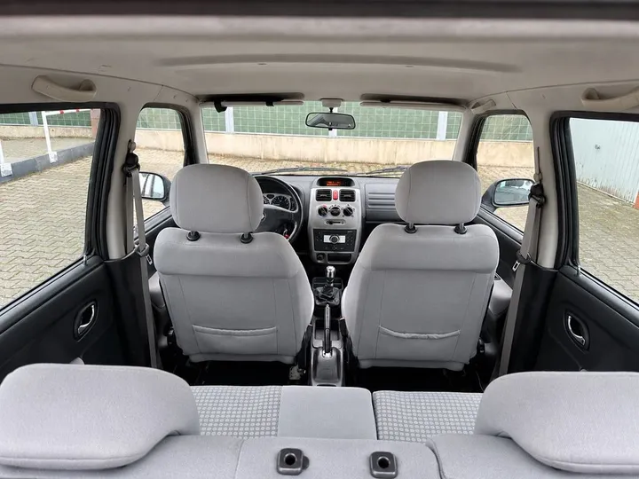 Opel Agila