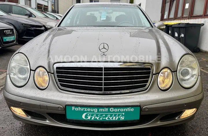 Mercedes-Benz E 200