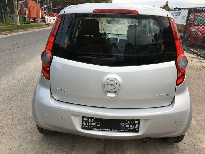 Opel Agila