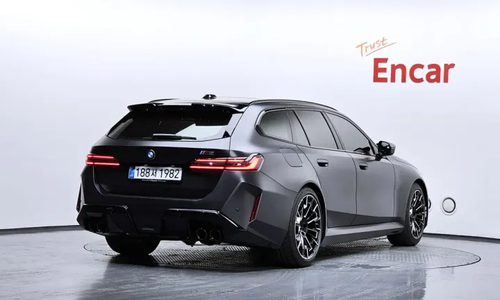 BMW M5
