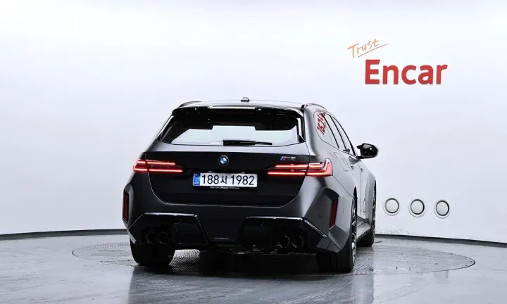 BMW M5