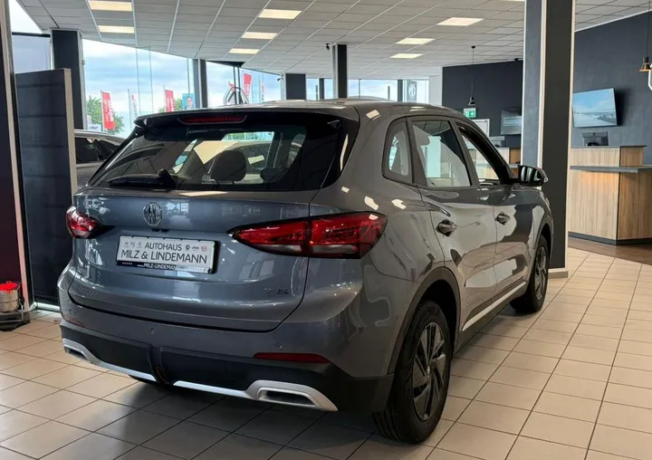 MG ZS