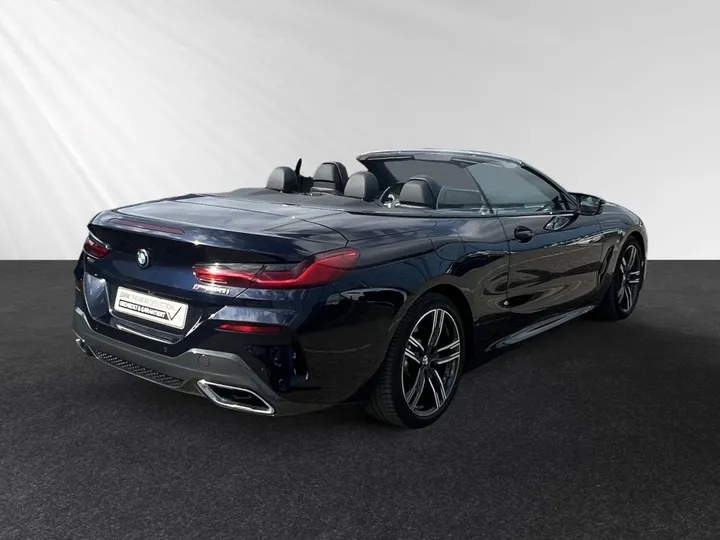 BMW M850