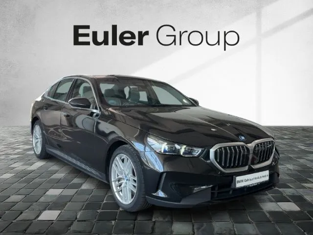 BMW 550