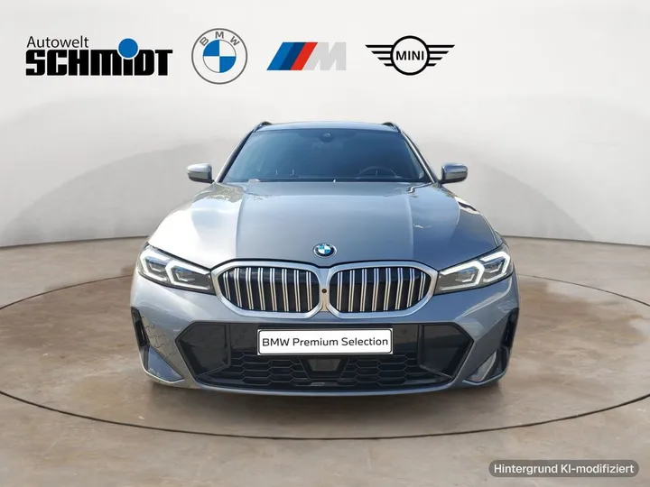 BMW 330