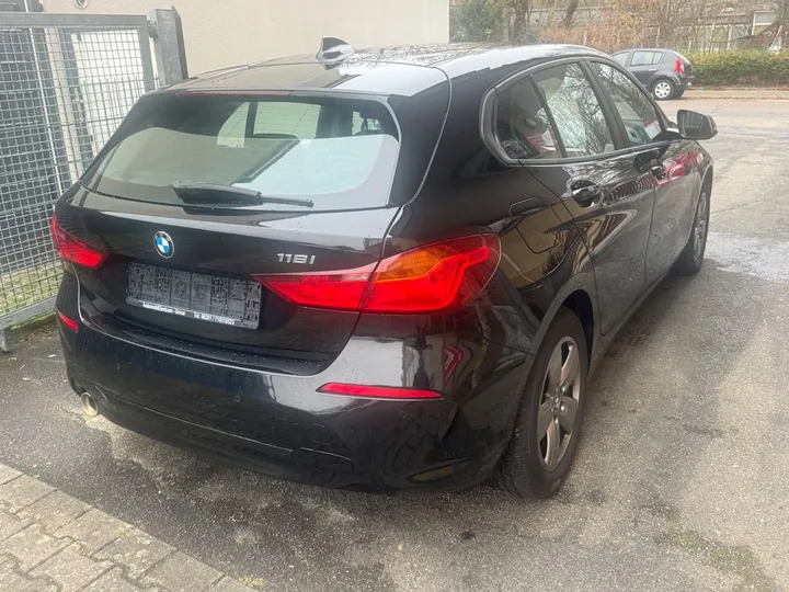 BMW 118