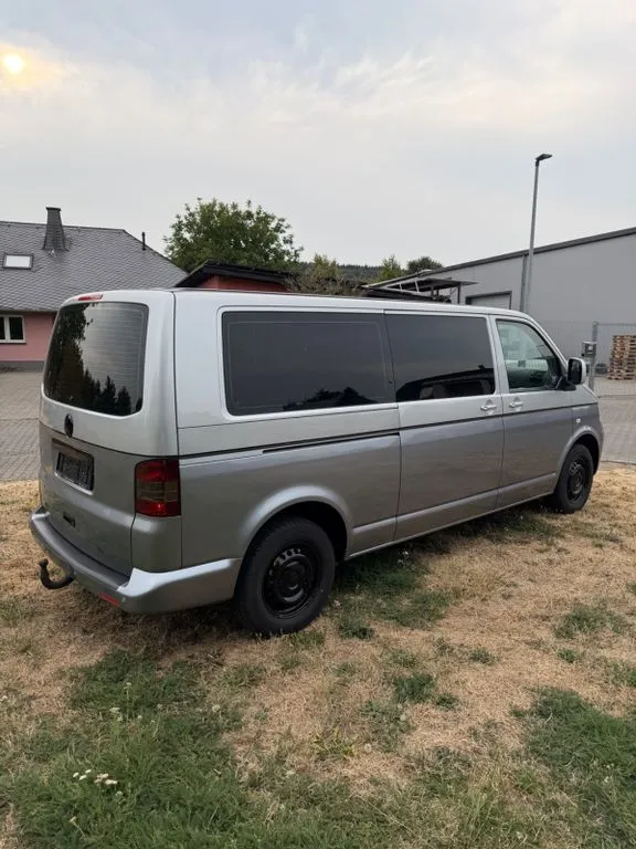 Volkswagen T5 Caravelle