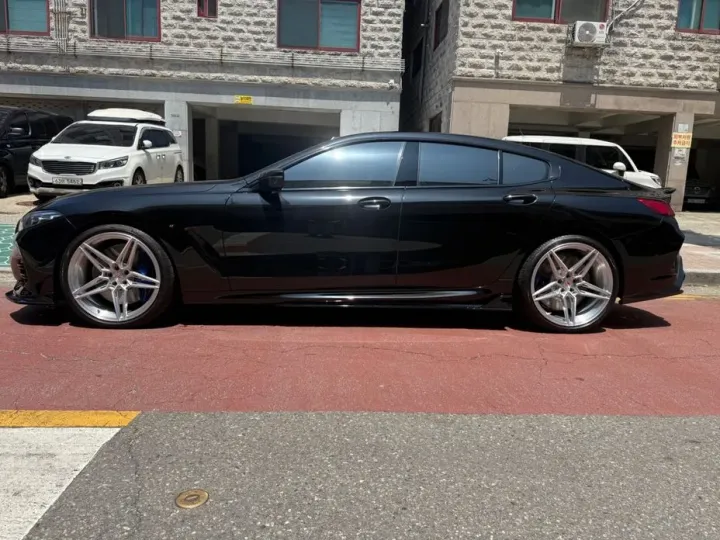 BMW 8-Series