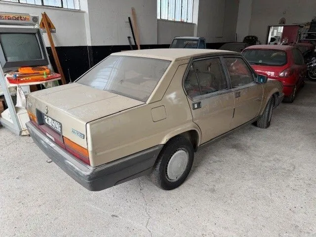 Alfa Romeo 90