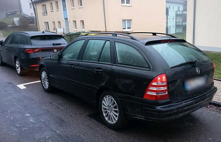 Mercedes-Benz C 200