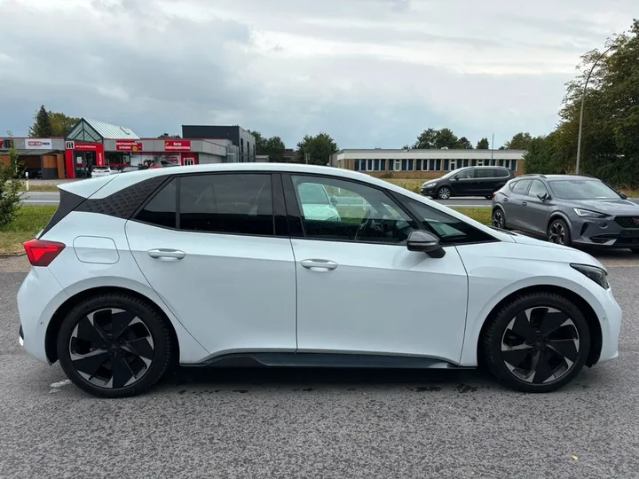 Cupra Born