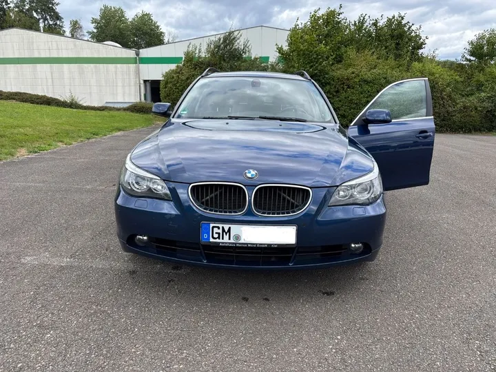 BMW 525
