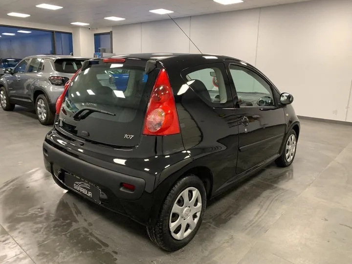 Peugeot 107
