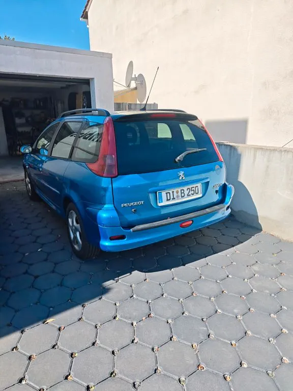 Peugeot 206