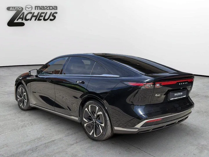 Mazda 6e