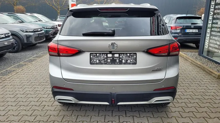 MG ZS