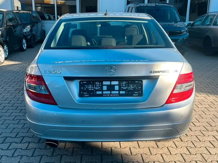 Mercedes-Benz C 200