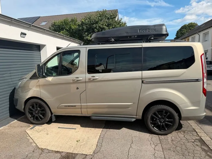 Ford Tourneo Custom