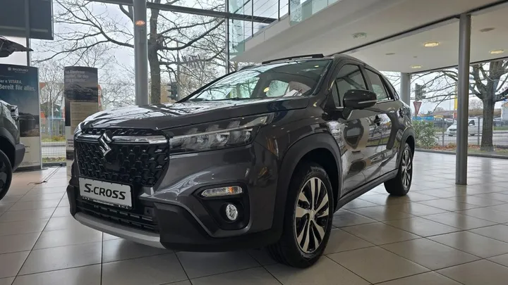 Suzuki (SX4) S-Cross