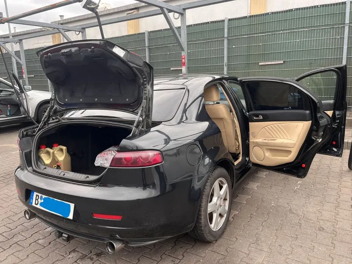 Alfa Romeo 159