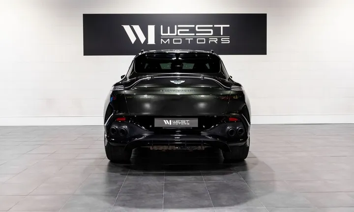 Aston Martin DBX