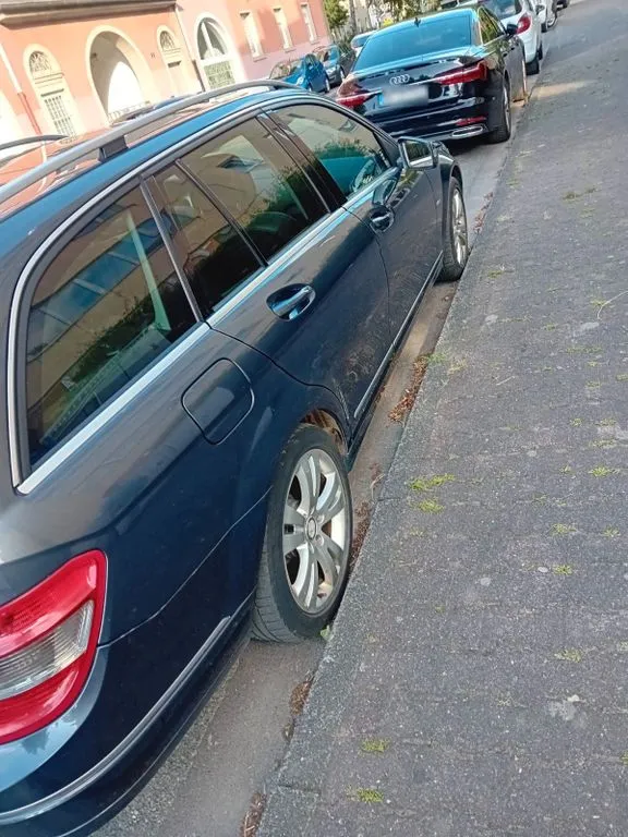 Mercedes-Benz 200