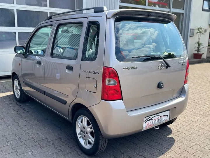Suzuki Wagon R+