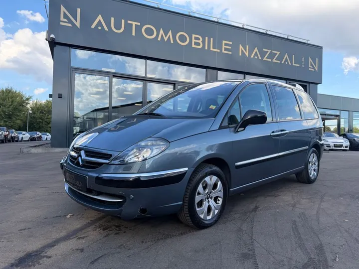 Citroën C8