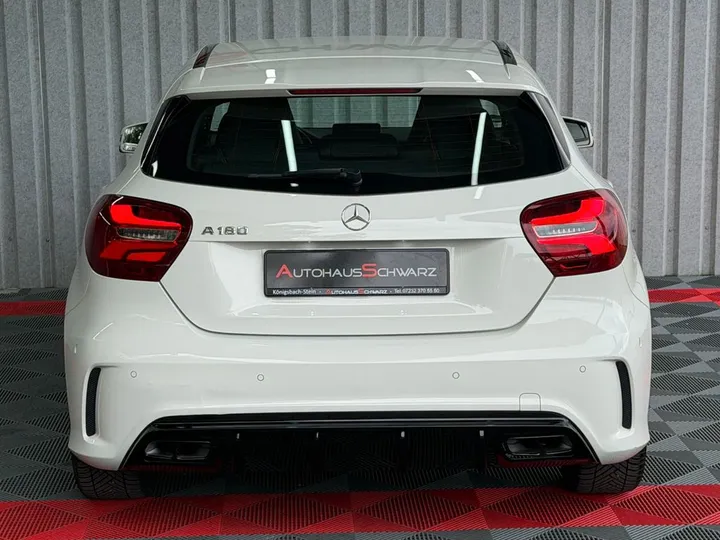 Mercedes-Benz A 180