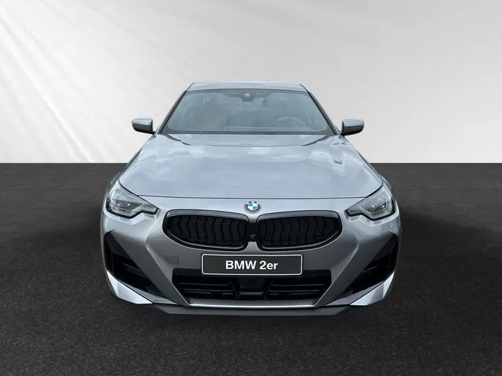 BMW 220