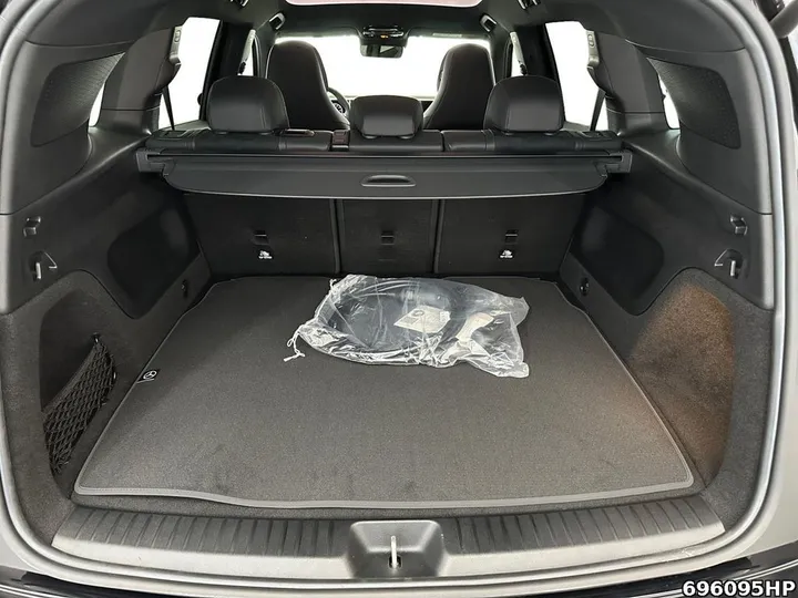 Mercedes-Benz GLB 250