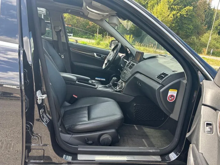 Mercedes-Benz C 320