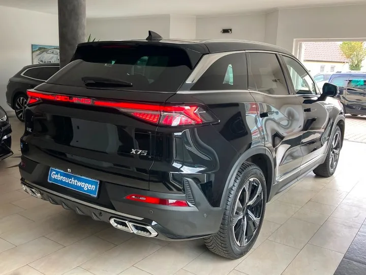 BAIC Beijing X75