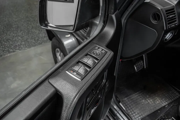 Mercedes-Benz G 350