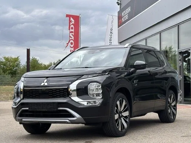 Mitsubishi Plug-in Hybrid Outlander