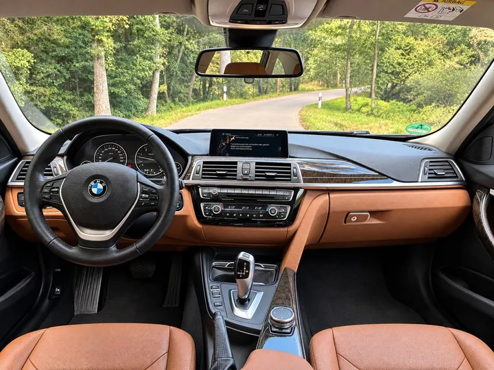 BMW 335
