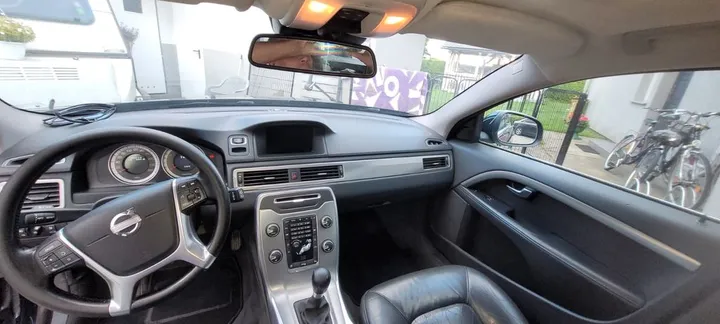 Volvo V70