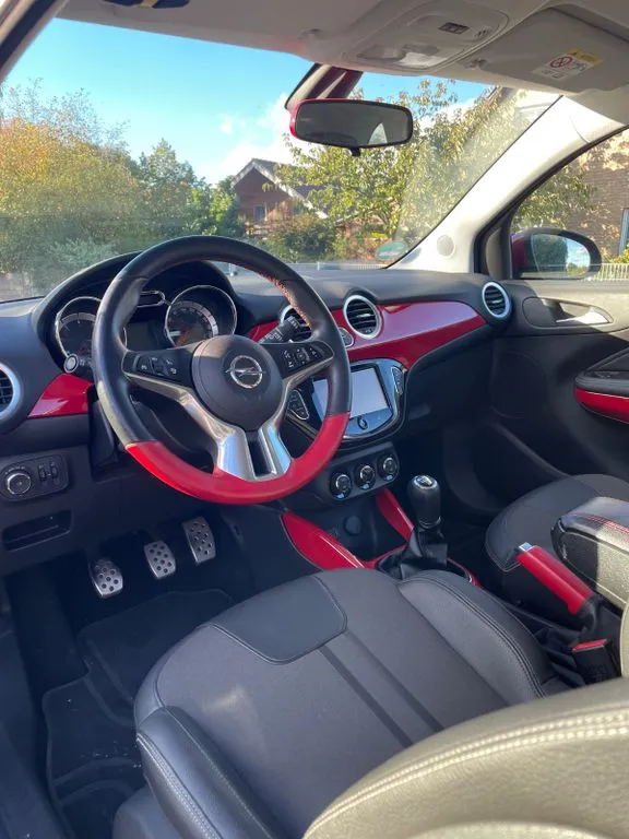 Opel Adam