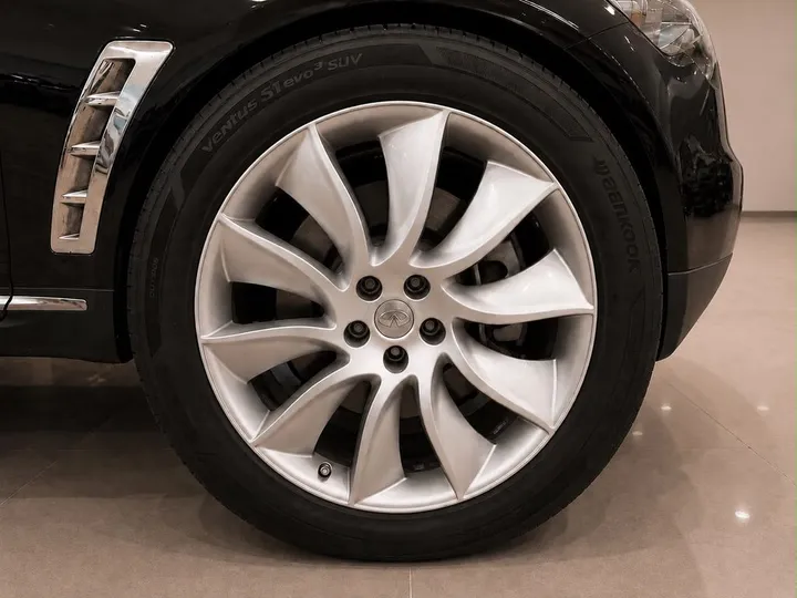 Infiniti FX