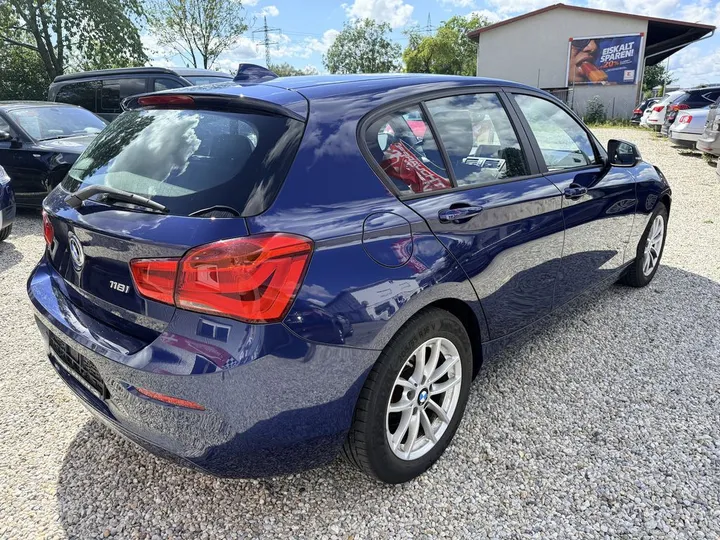 BMW 118