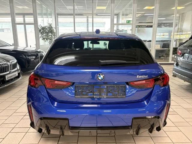 BMW 120
