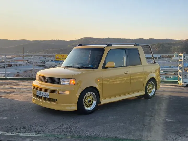Toyota bB
