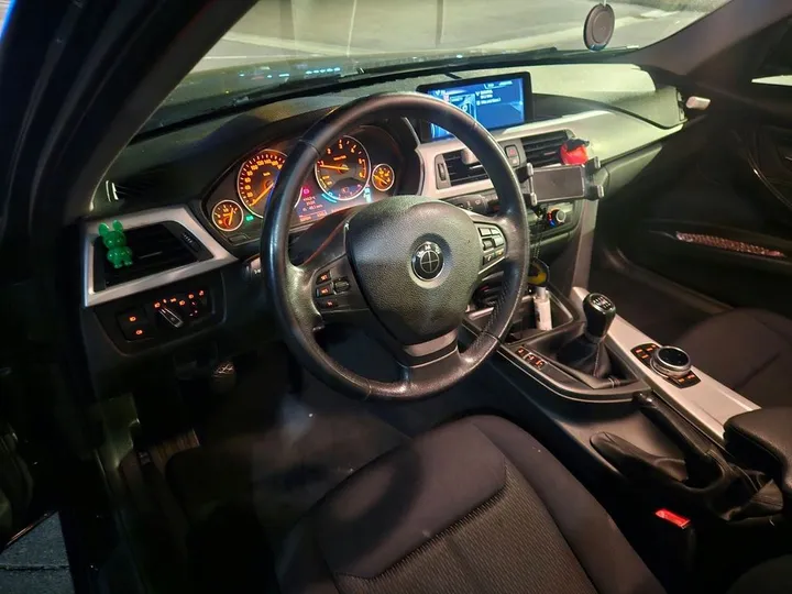 BMW 123
