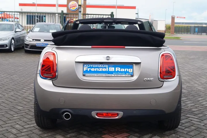 MINI One Cabrio