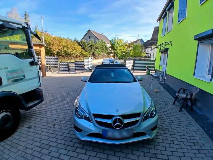 Mercedes-Benz E 300