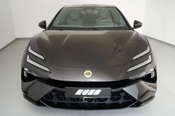Lotus Emeya