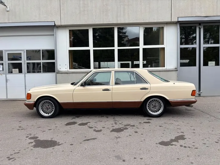 Mercedes-Benz 280