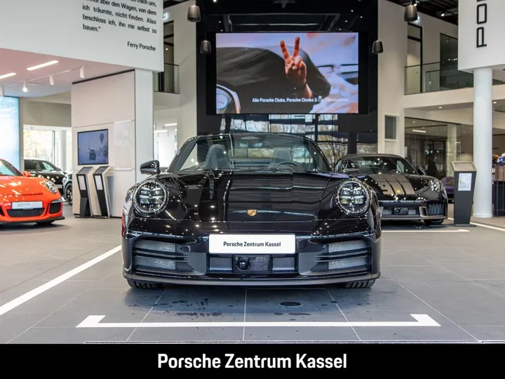 Porsche 992