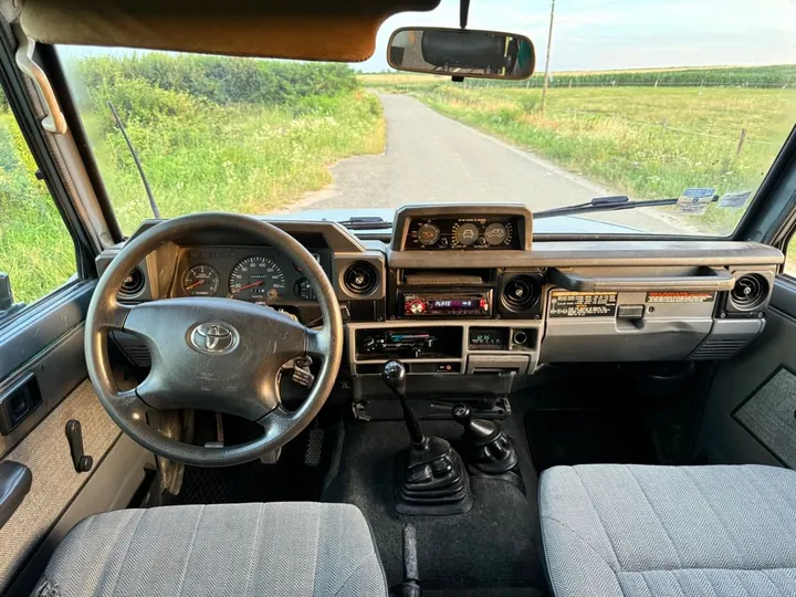 Toyota Land Cruiser