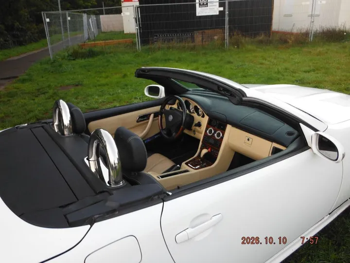 Mercedes-Benz SLK 320